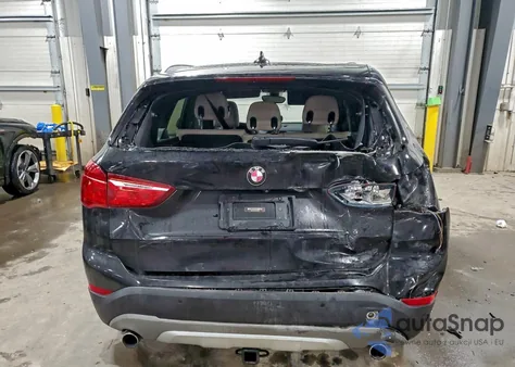 2018 BMW X1 xDrive28I z USA, uszkodzony, nr VIN WBXHT3C36J5L29603